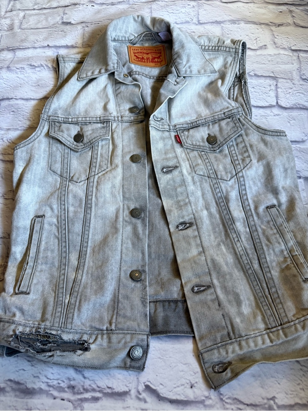 Levi’s gray denim vest size Small